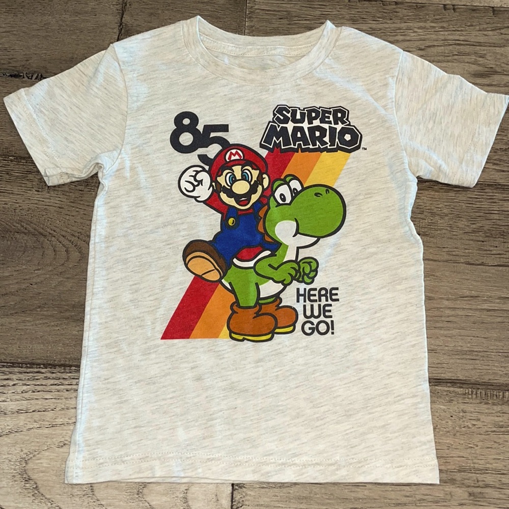 Toddler Mario T-shirt size 4 T